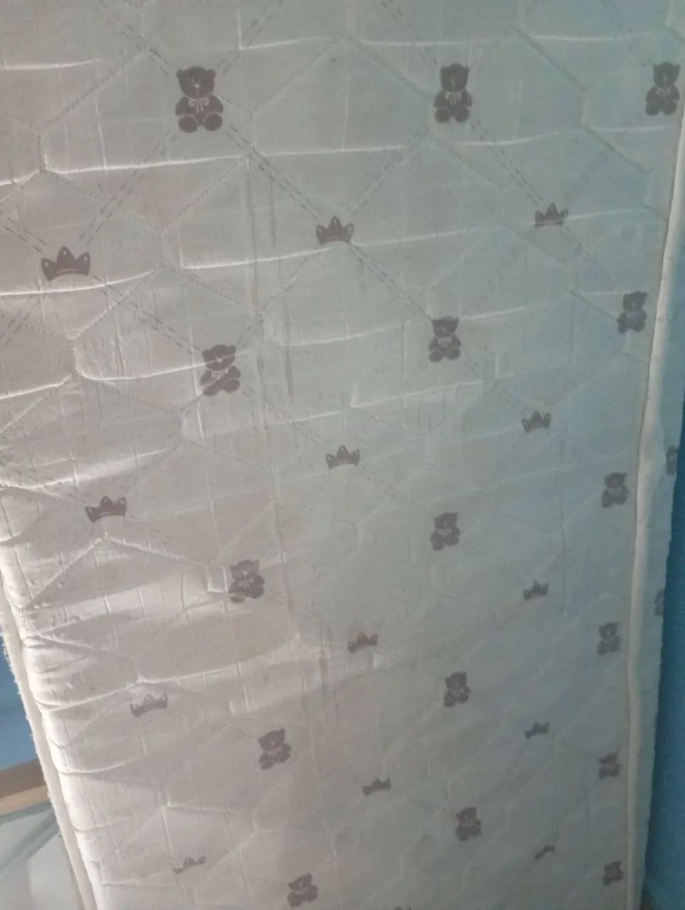 Cama montessoriana 