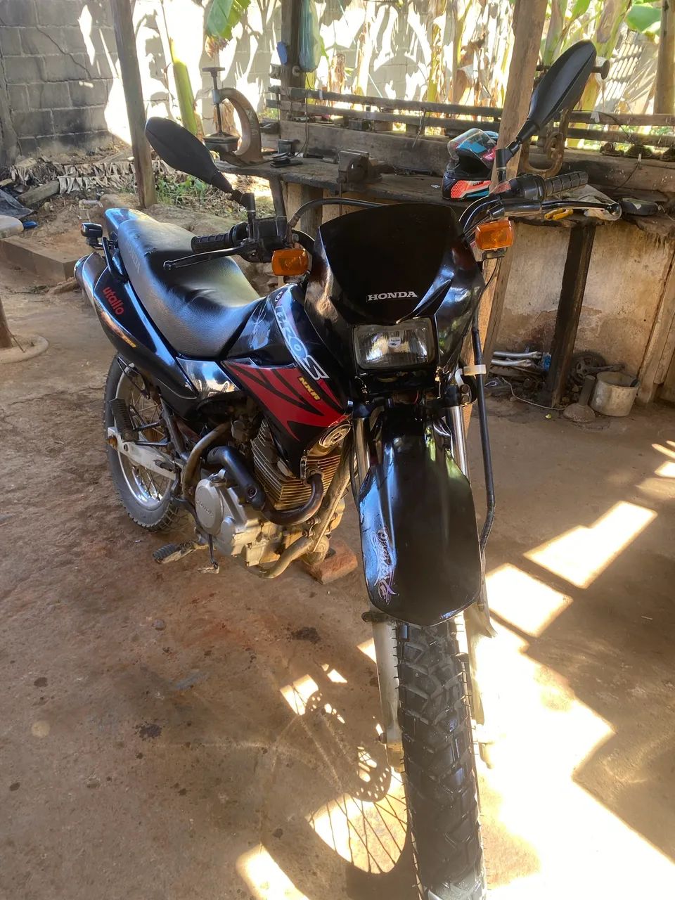  Honda Bros 150 2004  - Foto 4