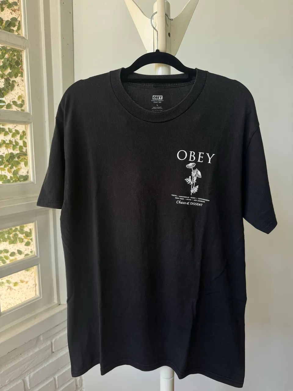 Camiseta OBEY 