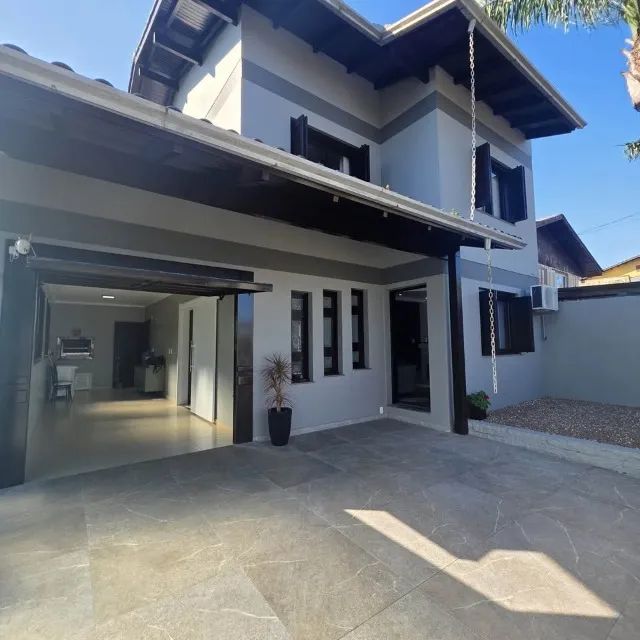 Casa 3 Quartos e 2 Banheiros
