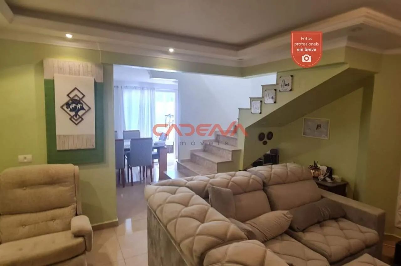 Sobrado Triplex com 4 quartos e 1 vaga à venda no Hauer