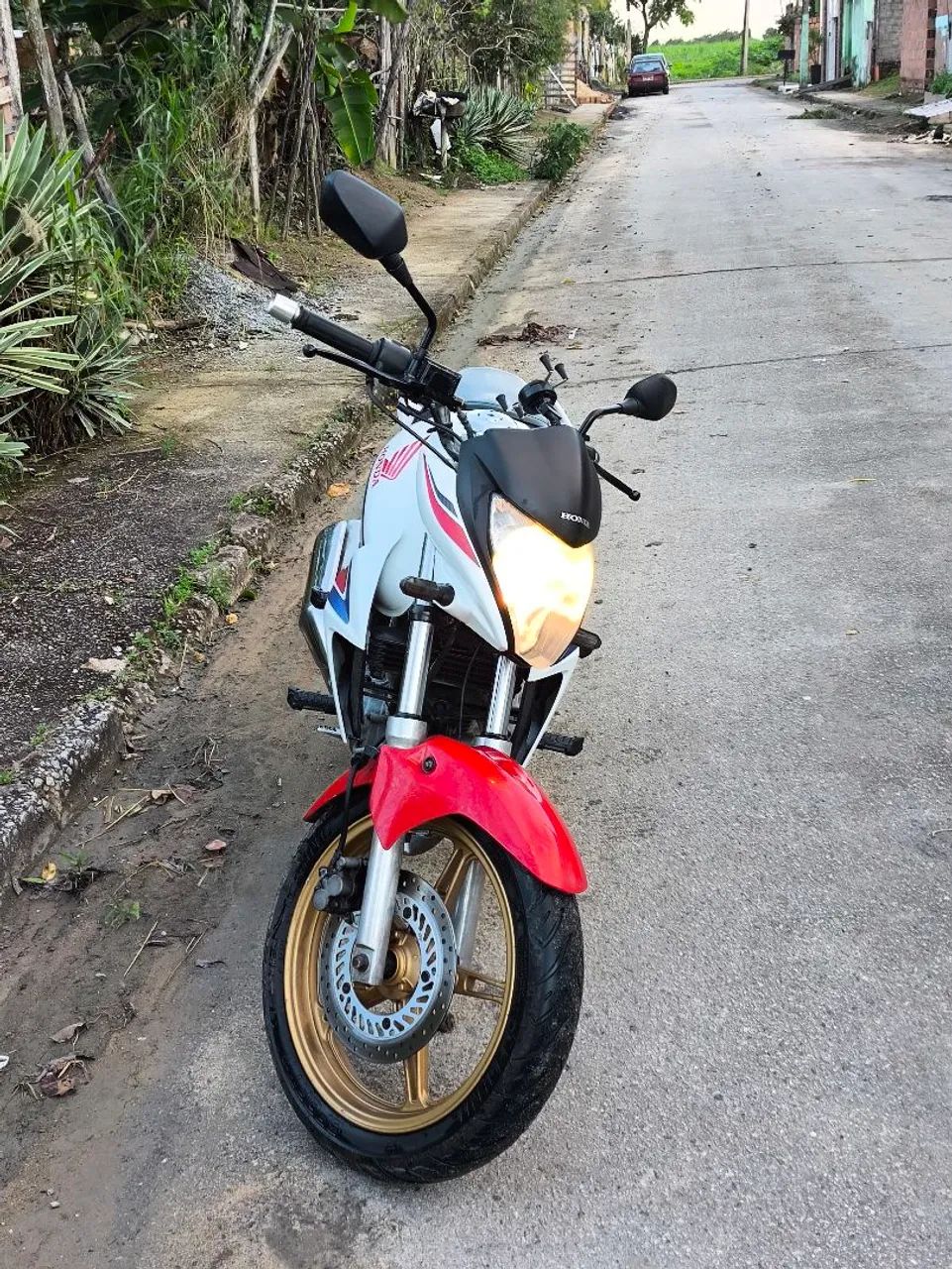 CB 300 - Foto 3