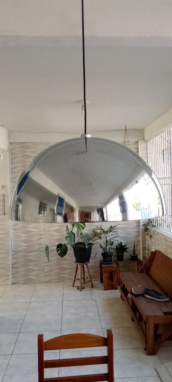 Pendente luminária  Meia Lua Cromado funcionando perfeitamente 