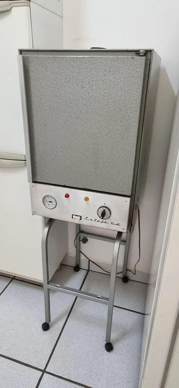 Estufa esterilizadora odontológica 