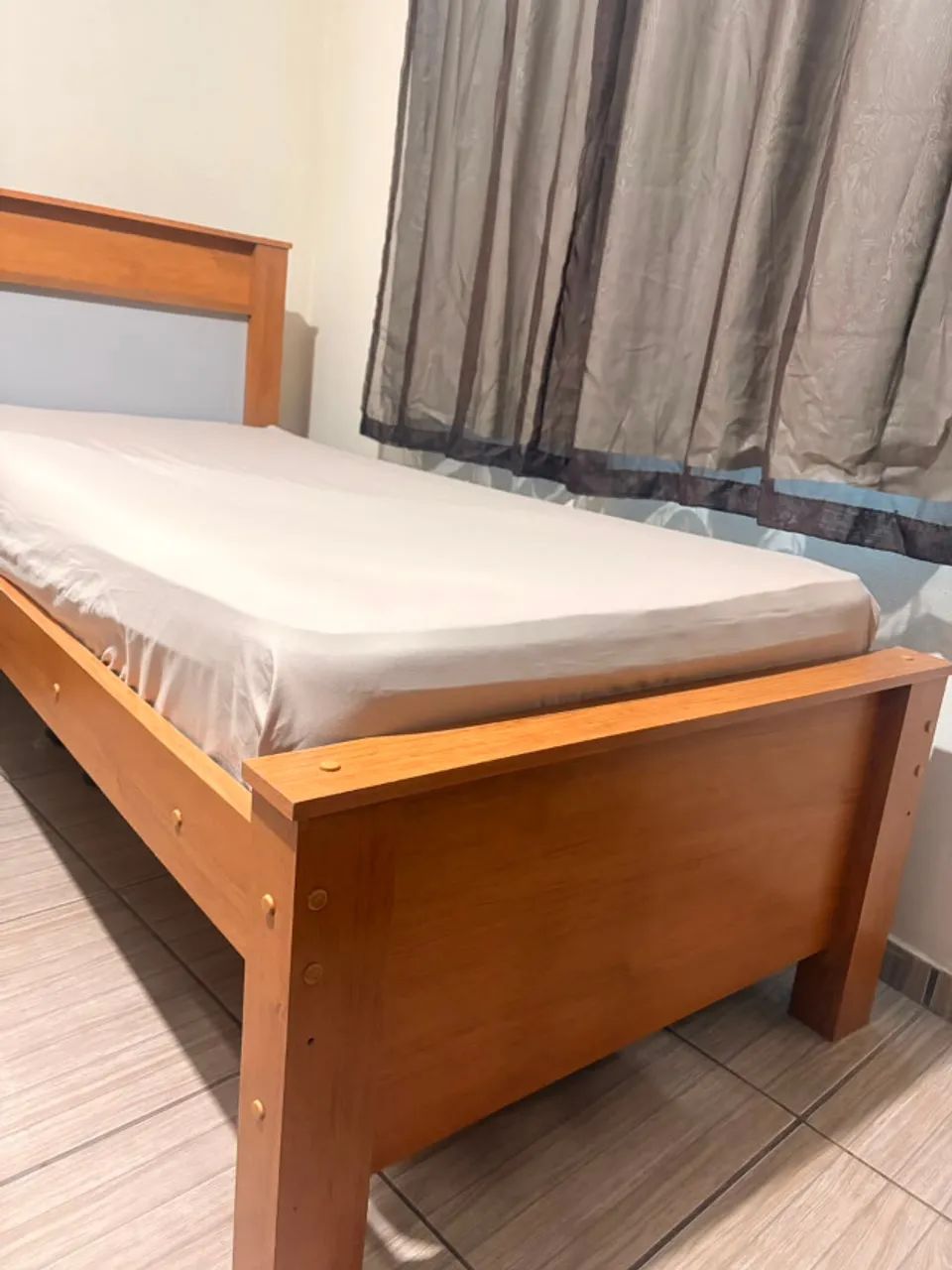 Cama de solteiro + Colchão em perfeito estado! - Foto 4