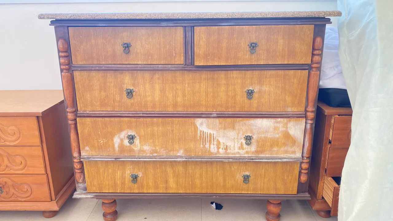 Dresser