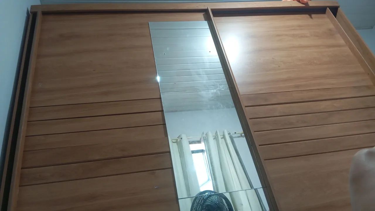 Guarda roupa de casal com porta de correr - Foto 2