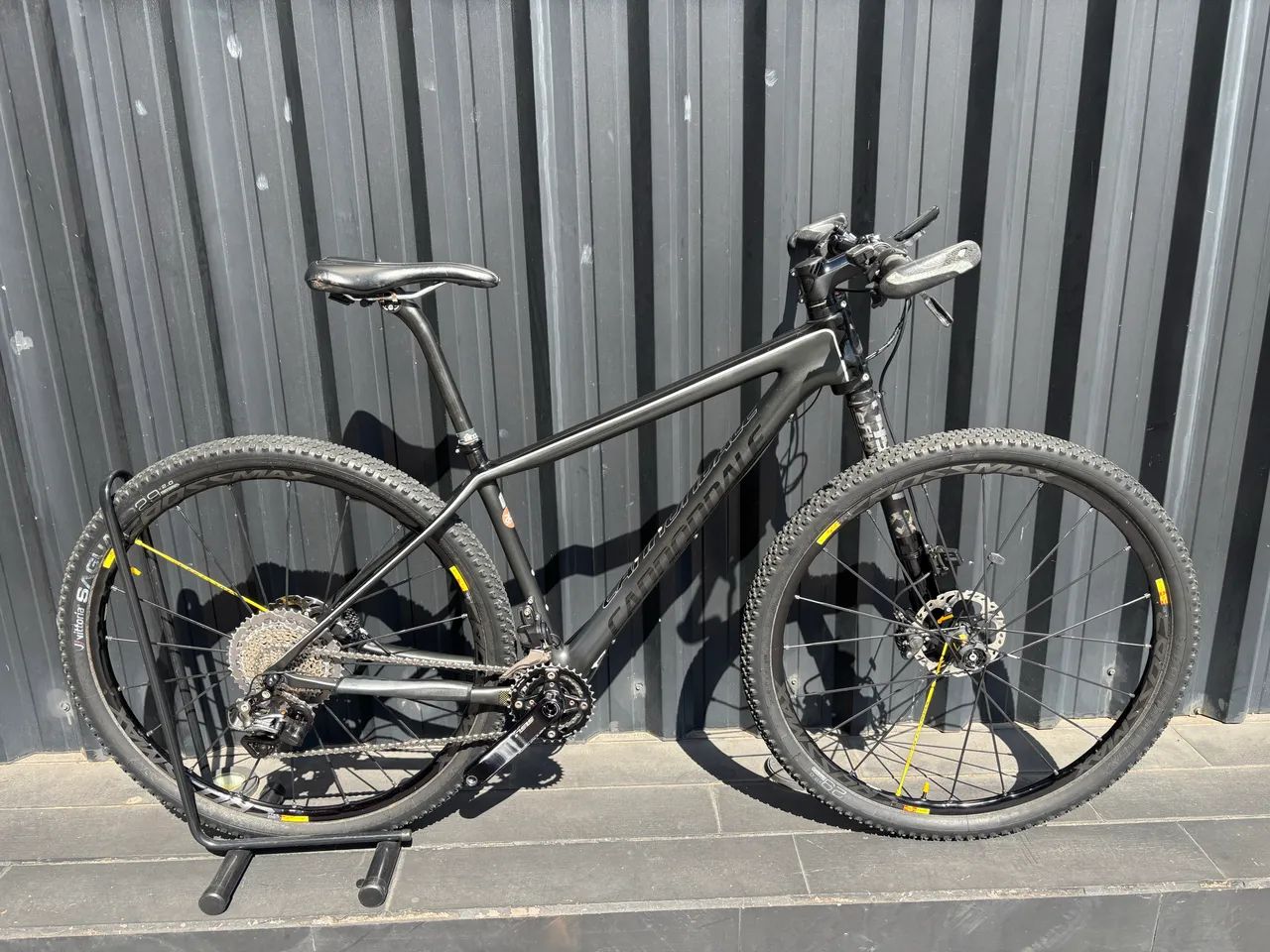 Bicicleta Cannondale FSI Black Inc - TAM M