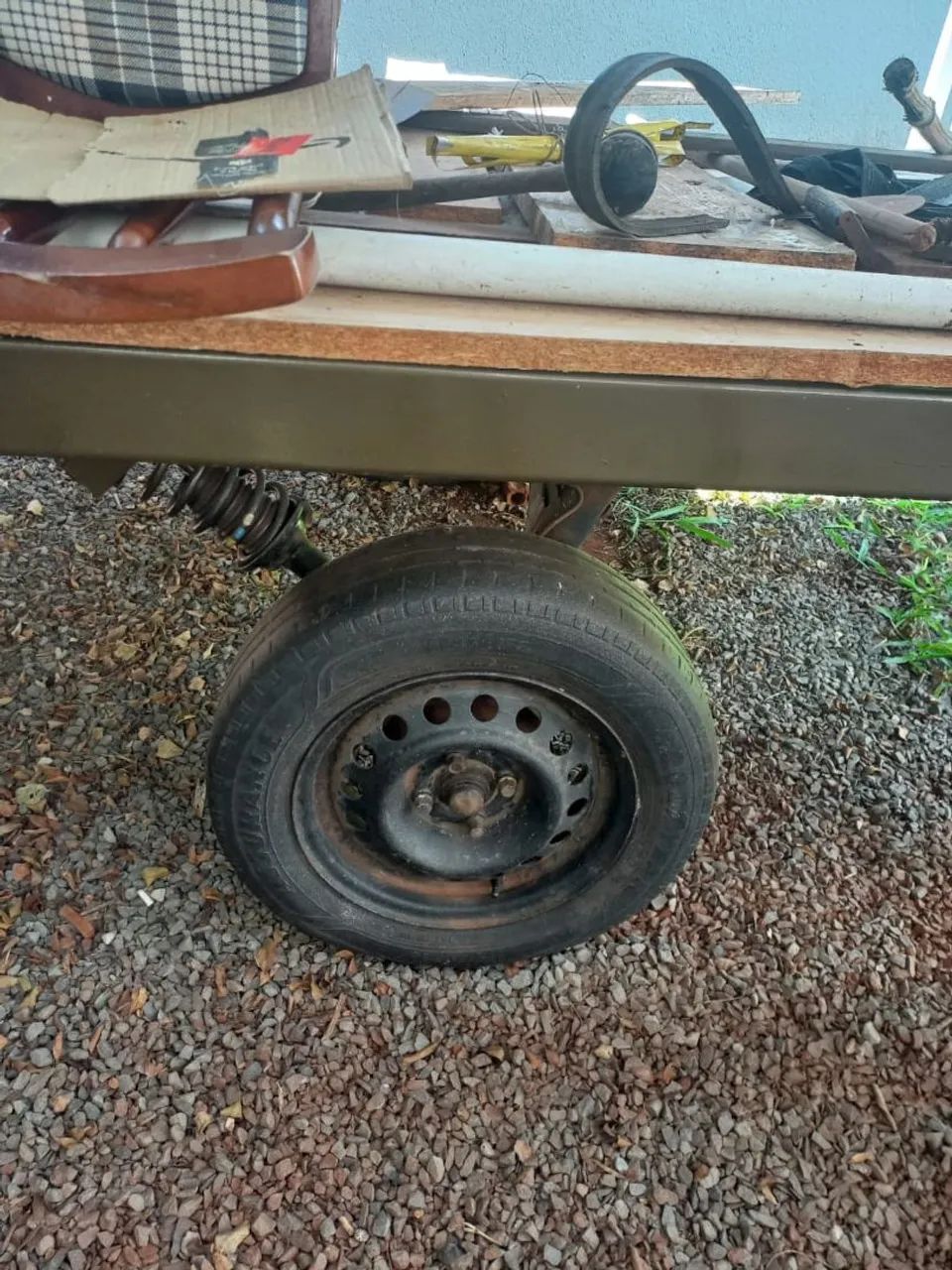 Carretinha de reboque 2x2 grande metalon