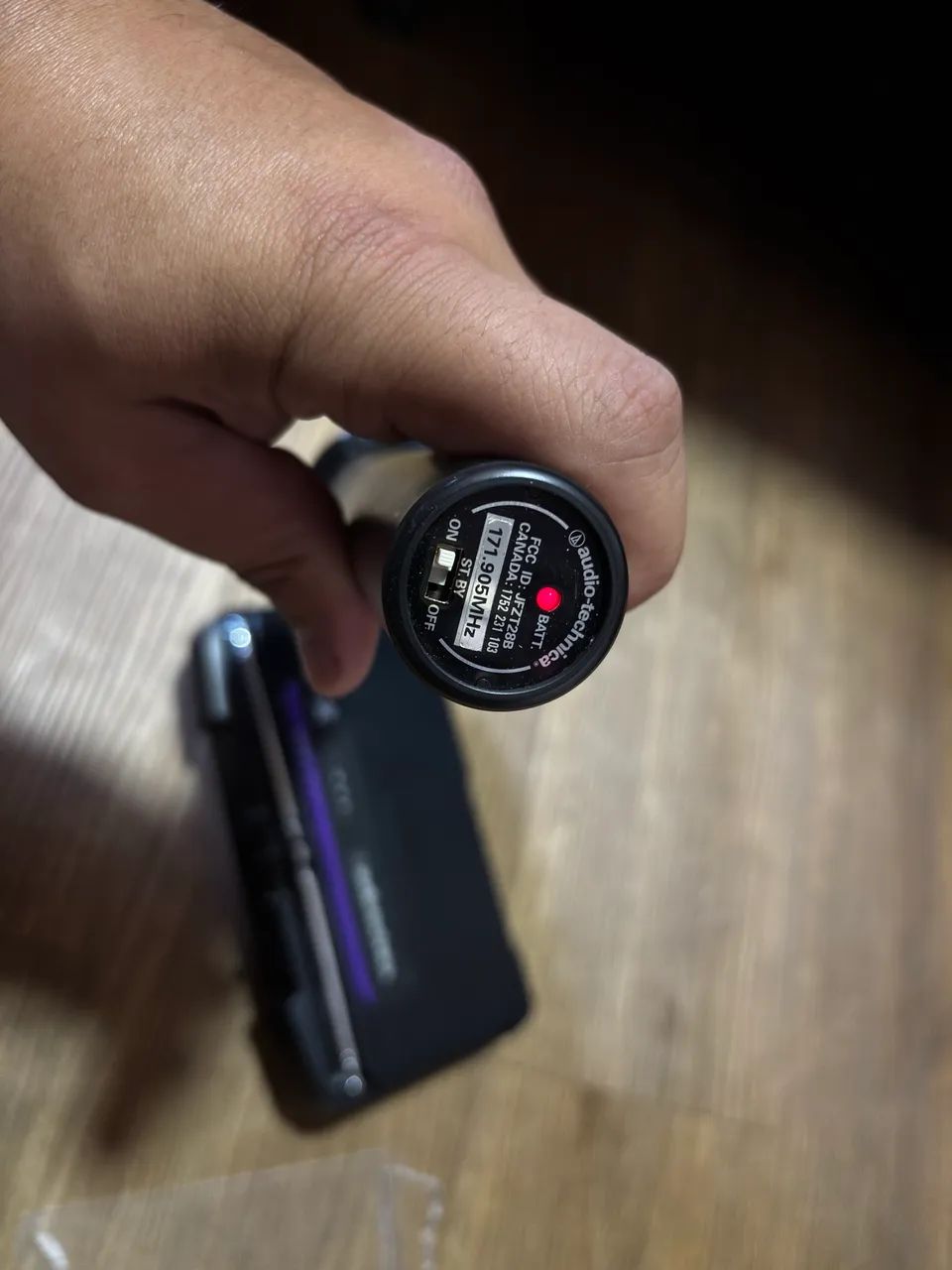 Microfone sem fio Audio Technica ATW T202 - Foto 3