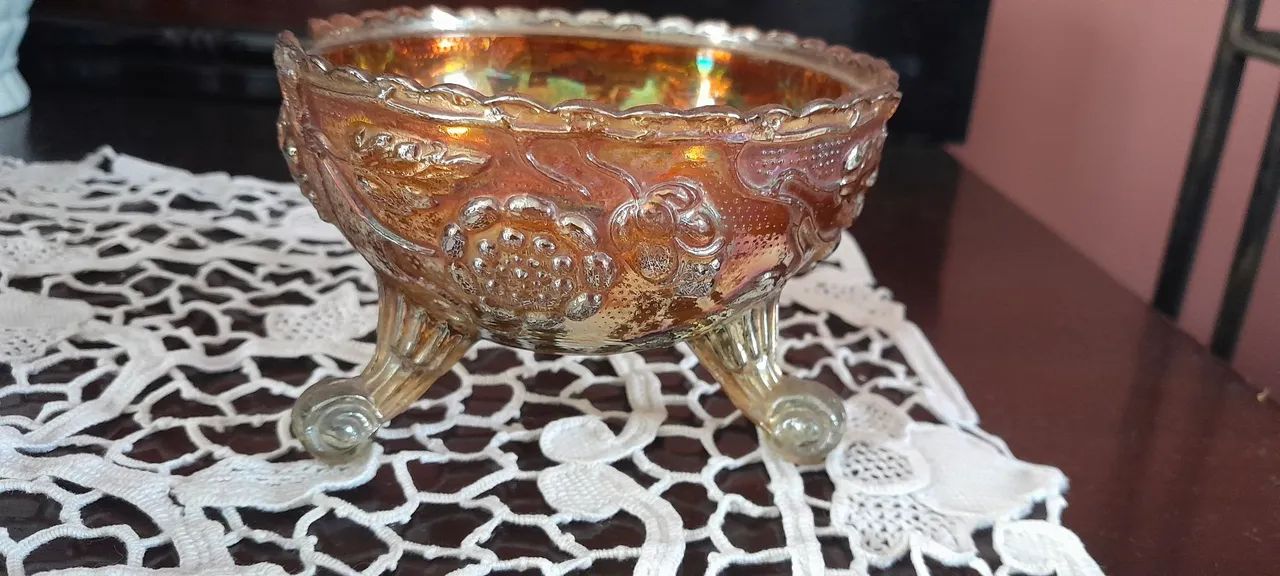 ANTIGA COMPOTEIRA OU BOWL EM CARNIVAL GLASS  - Foto 2