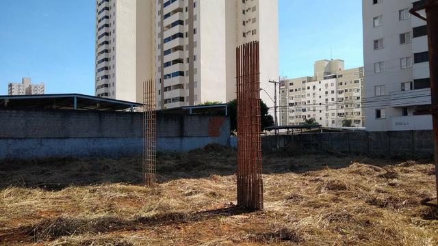 Área com projeto aprovado e fundação pronta para construção de condomínio - Foto 4