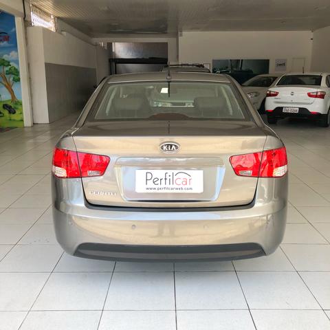 Kia Cerato 2011/2012 1.6 Flex 4P Manual - Foto 9