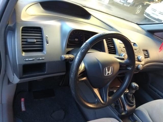 Honda Civic LXS 1.8 2007 Manual - Foto 6