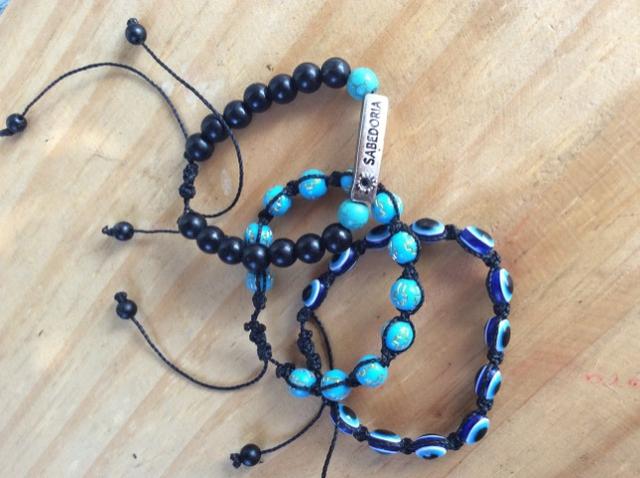 Pulseiras artesanais