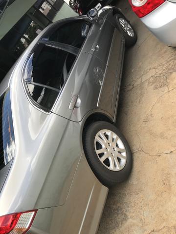 Civic 2.0 2006 Cinza R$22.000 - Foto 4