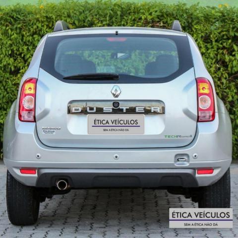 DUSTER TECHROAD 2.0 Hi-Flex 16V Aut. - Foto 4