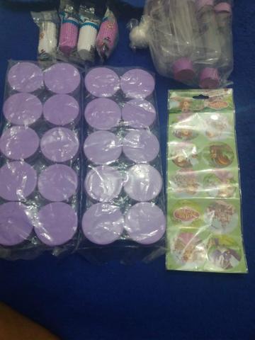 Vendo artigos de aniversário da princesinha sofhia
