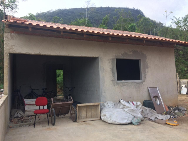 Casa estilo Chacrinha!! Com poço semi artesiano. - Foto 4