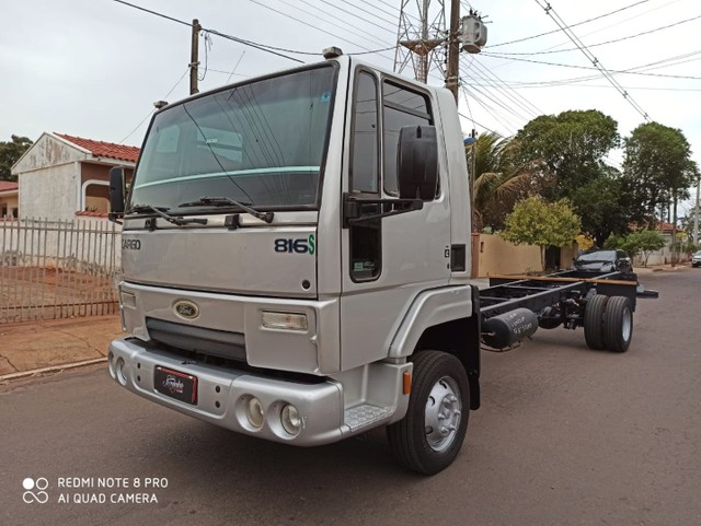FORD CARGO 816  ANO 2013 