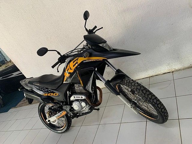 HONDA XRE 300 R$ 18.900