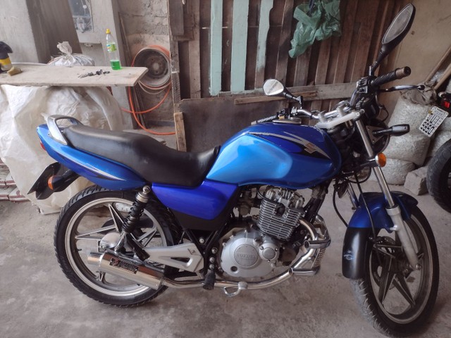 SUZUKI YES 2008