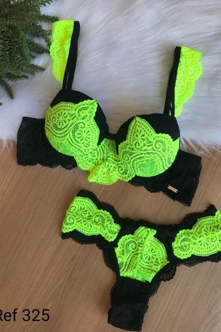 Conjunto de lingerie Sutiã com bojo e Calcinha de renda Bicolor Neon .