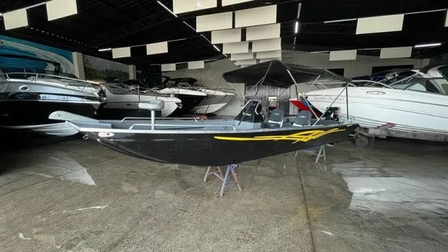 Lancha Modelo Marajó 19 - Completa Com Motor 40 Hp