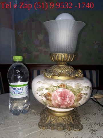 Abajur em Bronze Pata Choca - 30 cm Altura X 20 cm Largura - Raridade - Foto 2