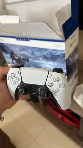 PLAYSTATION 5 + CONTROLE DUAL SENSE + GOD OF WAR RAGNAROK (Mídia