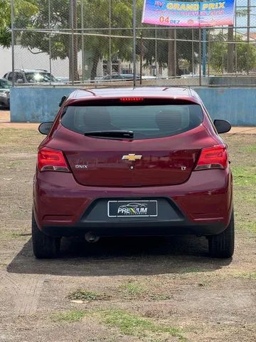 CHEVROLET ÔNIX LT 1.0 2017 MANUAL - Foto 3