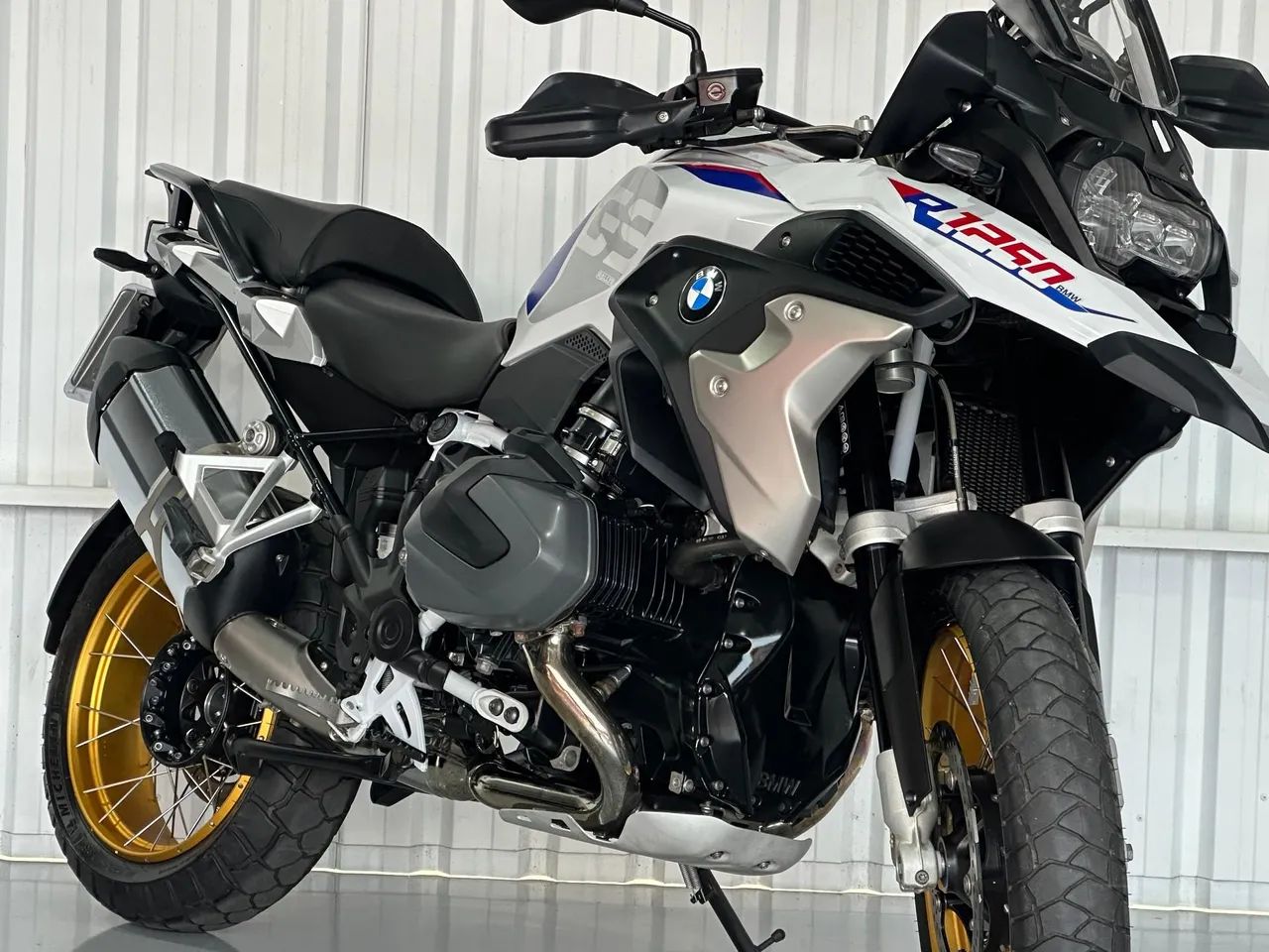 R 1250 GS PREMIUM RALLYE ABS BRANCA 2022/2023 - Foto 2