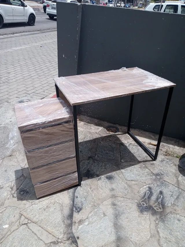 Mesa para escritorio com gaveteiro  - Foto 4