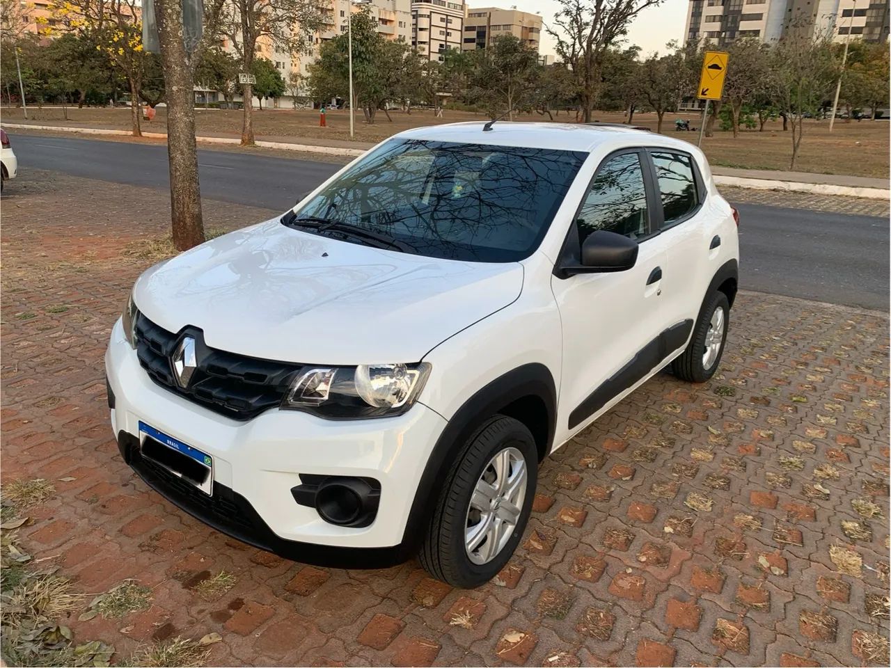 Renault Kwid KWID Zen 1.0 Flex 12V 5p Mec. 2022