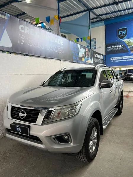 NISSAN FRONTIER 2017 Usados e Novos em PE