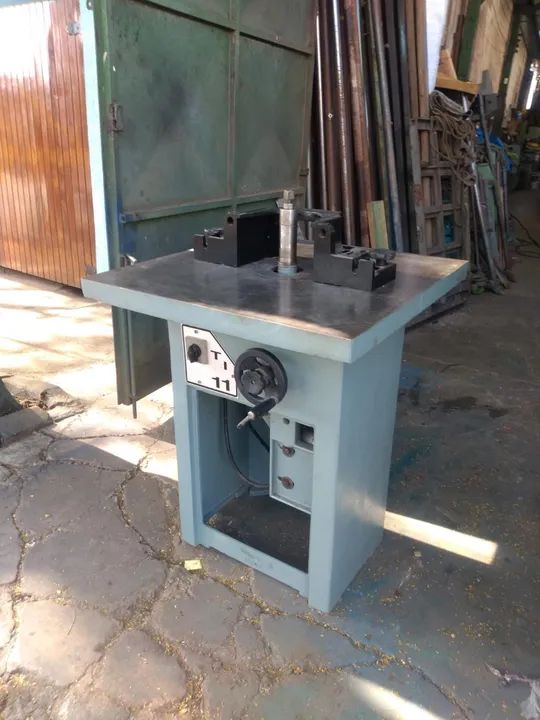 Tupia Invicta TI11 mesa 70x70