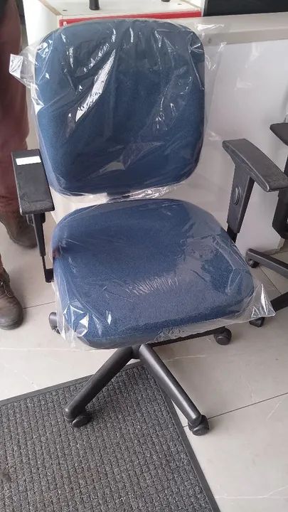 Cadeira Diretor Cavaletti para escritório