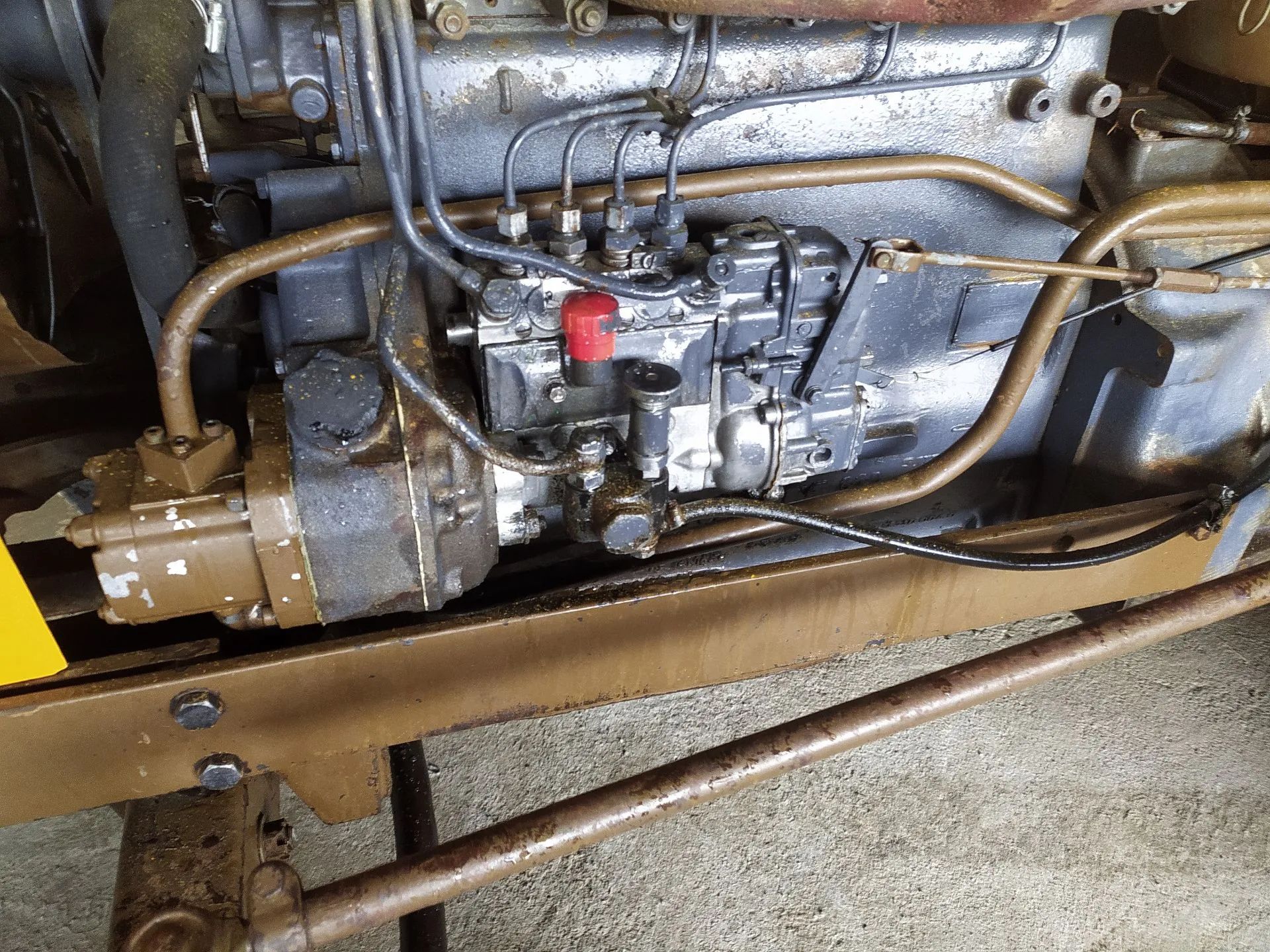 Trator Valmet 85 4x2 motor MWM em Ariquemes  - Foto 5