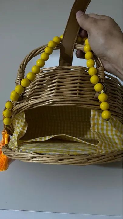 Bolsa de palha com detalhes em miçangas - Foto 2