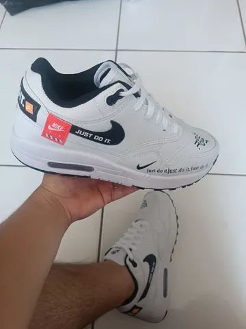tenis nike e adidas