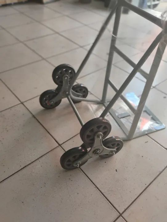CARRINHO ARMAZÉM PARA SUBIR ESCADAS - Foto 5