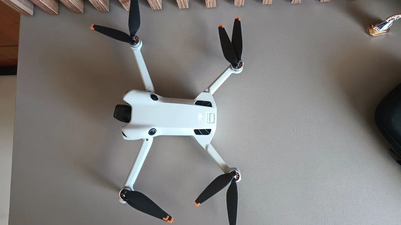 Vendo Drone DJI Mini 4 Pro - Combo Fly More | Homologado pela Anatel | Pronto para Voar! - Foto 5