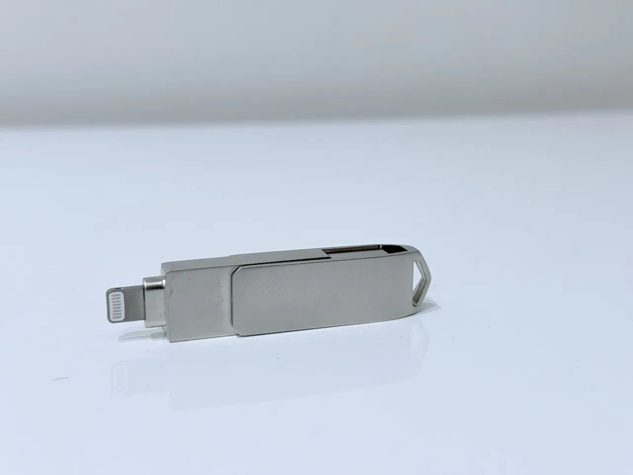 Pen Drive 3.1 - 128gb usb - lightning  - Foto 3