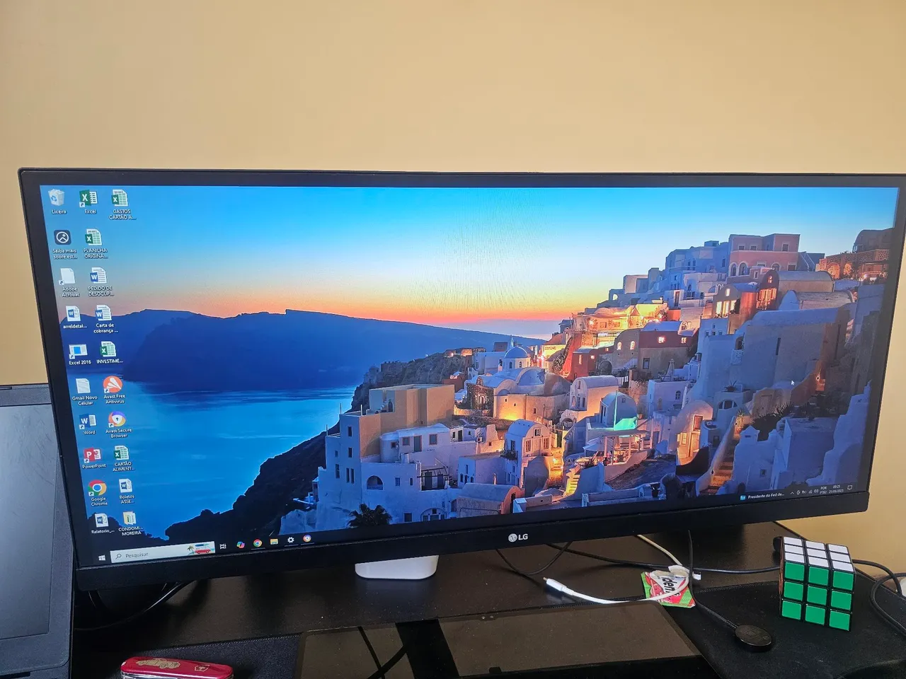 Monitor LG Full HD