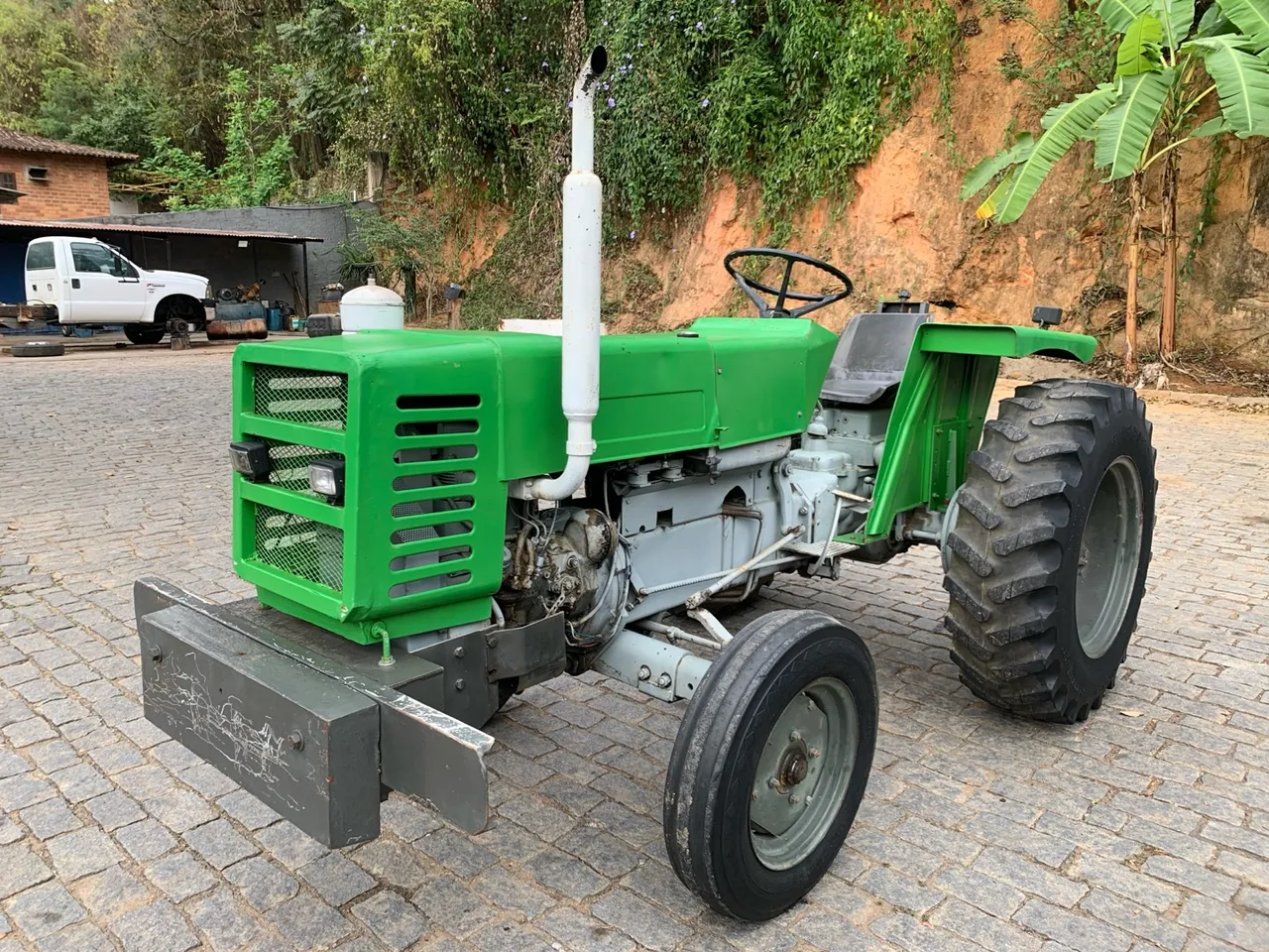 TRATOR AGRALE 4300