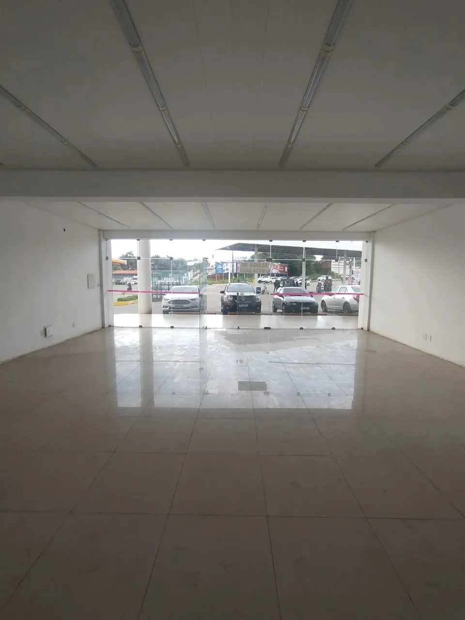 Alugo ponto amplo no olho d'água