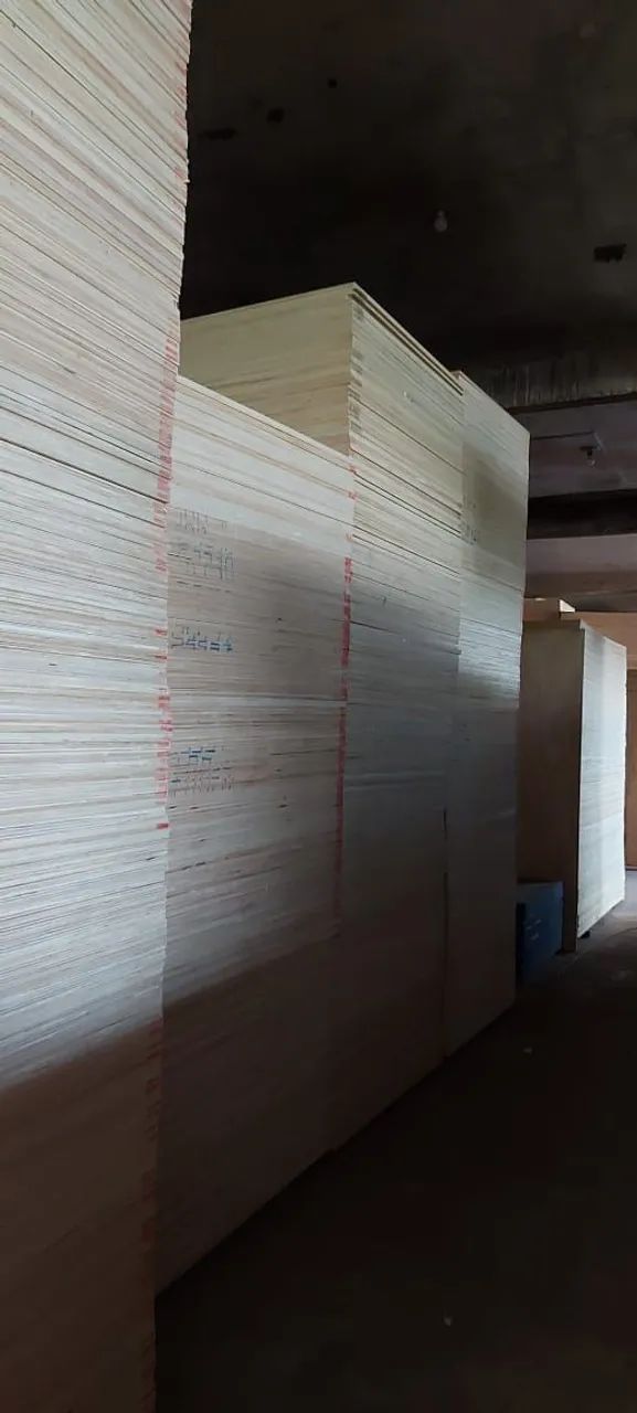 Compensado novos e usados  aparti de 4 reais usados e aparti de 75 o novo  - Foto 2