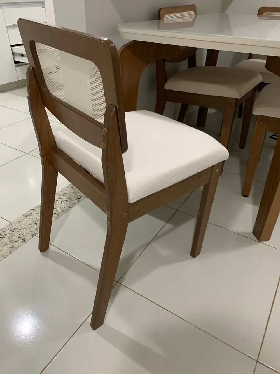 Mesa 4 lugares + cadeiras - MDF64294298202114124