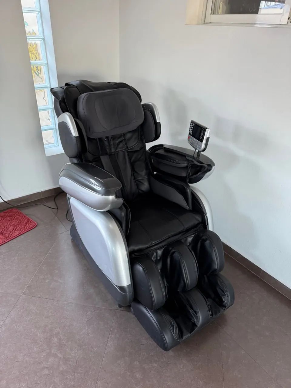 Poltrona massageadora RelaxMedic - Infinity Life