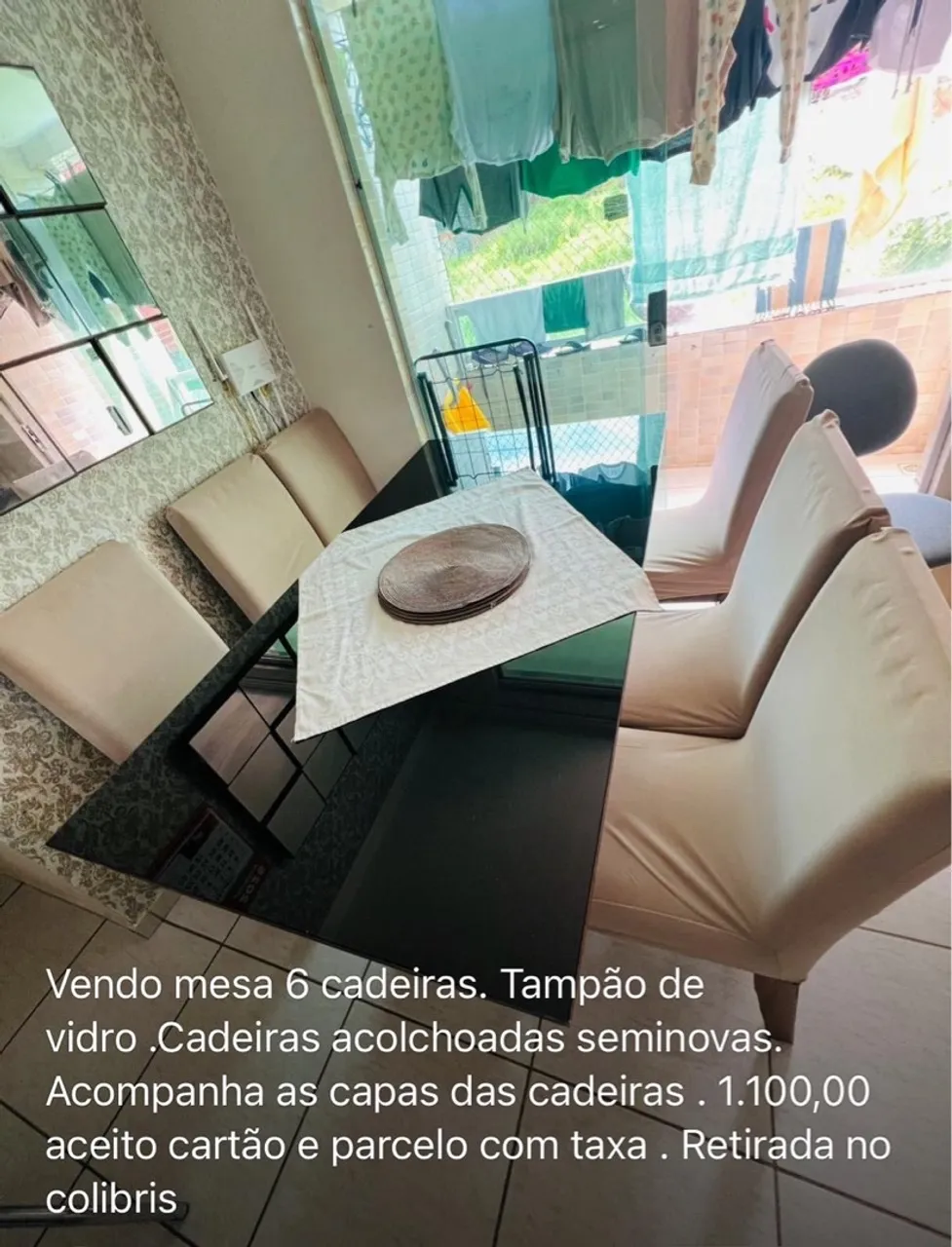 Mesa de Jantar com 6 Cadeiras e Tampo de Vidro